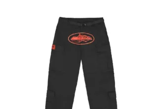 Corteiz Guerillaz Cargos Black Red